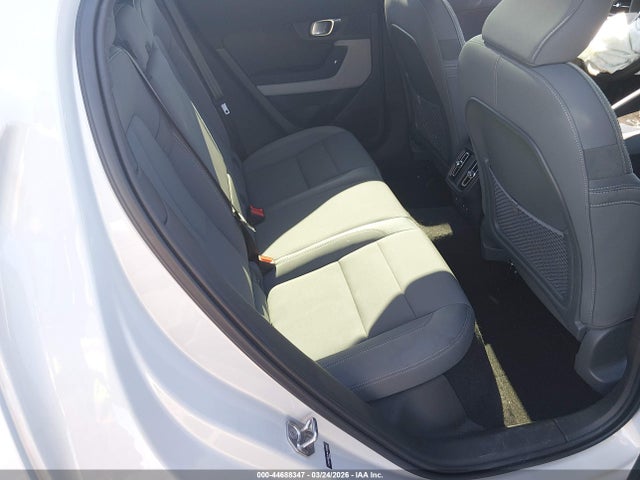 Polestar 2 Long Range Dual Motor 2022 LPSED3KA7NL055819 Image 8