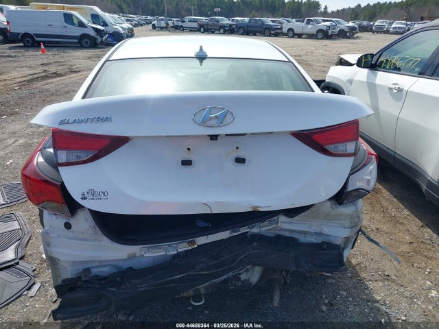 Hyundai ELANTRA SE 2016 5NPDH4AEXGH721869 Image 17