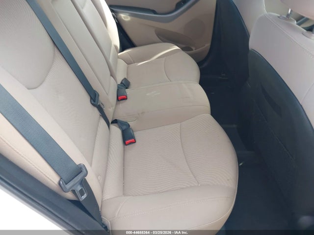 Hyundai ELANTRA SE 2016 5NPDH4AEXGH721869 Image 8
