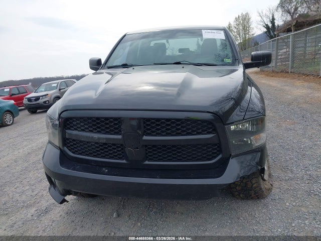 2015 Ram 1500 Express მანქანა იყიდება აუქციონზე, vin: 1C6RR7FT8FS774444, აუქციონის ნომერი: 44688366