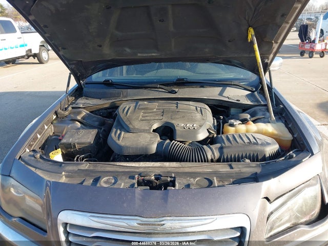 Продажа на аукционе авто 2013 Chrysler 300c Awd, vin: 2C3CCAKG5DH645110, номер лота: 44688376