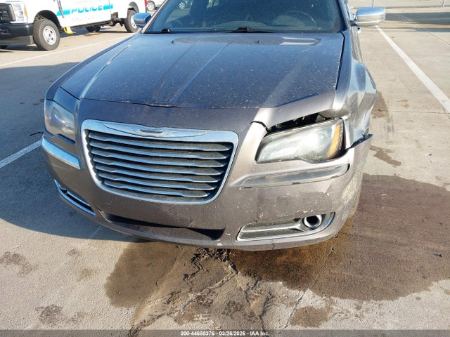 Продажа на аукционе авто 2013 Chrysler 300c Awd, vin: 2C3CCAKG5DH645110, номер лота: 44688376