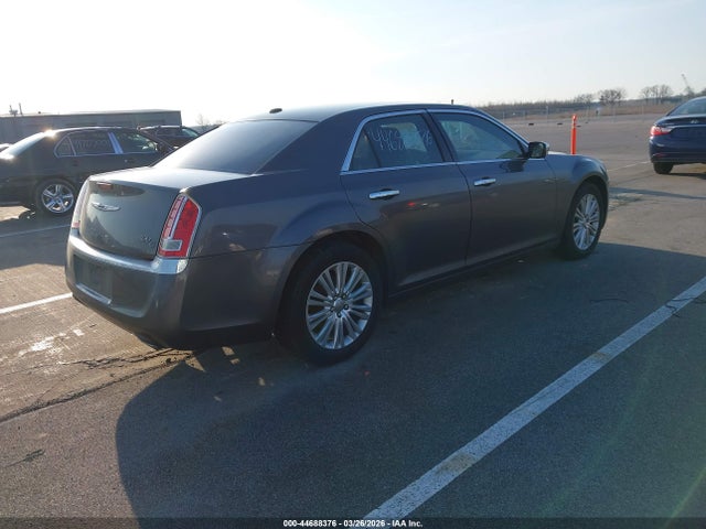 Продажа на аукционе авто 2013 Chrysler 300c Awd, vin: 2C3CCAKG5DH645110, номер лота: 44688376
