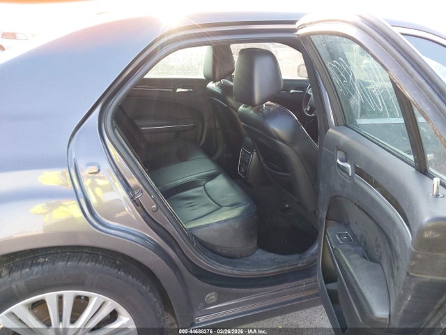Продажа на аукционе авто 2013 Chrysler 300c Awd, vin: 2C3CCAKG5DH645110, номер лота: 44688376