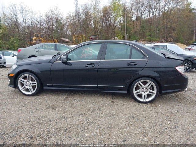 Продажа на аукционе авто 2013 Mercedes-benz C 300 Sport 4matic, vin: WDDGF8AB1DG141268, номер лота: 44688388