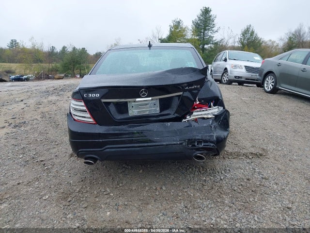 Продажа на аукционе авто 2013 Mercedes-benz C 300 Sport 4matic, vin: WDDGF8AB1DG141268, номер лота: 44688388