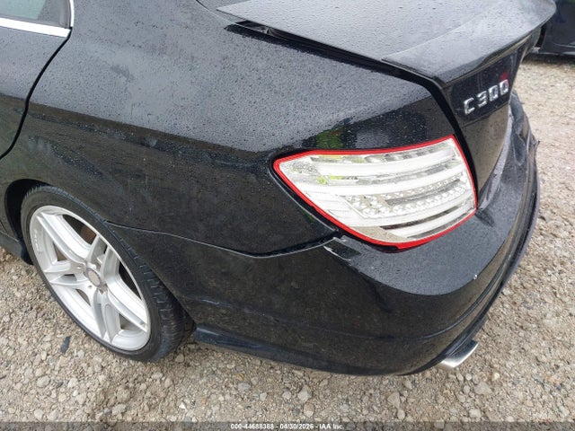 Продажа на аукционе авто 2013 Mercedes-benz C 300 Sport 4matic, vin: WDDGF8AB1DG141268, номер лота: 44688388