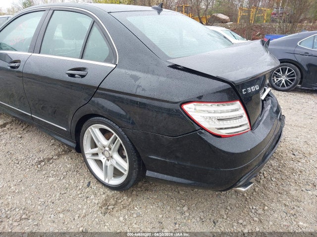 Продажа на аукционе авто 2013 Mercedes-benz C 300 Sport 4matic, vin: WDDGF8AB1DG141268, номер лота: 44688388