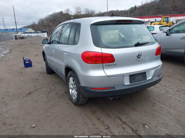 Продаж на аукціоні авто 2014 Volkswagen Tiguan S, vin: WVGBV3AX5EW572186, номер лоту: 44688404