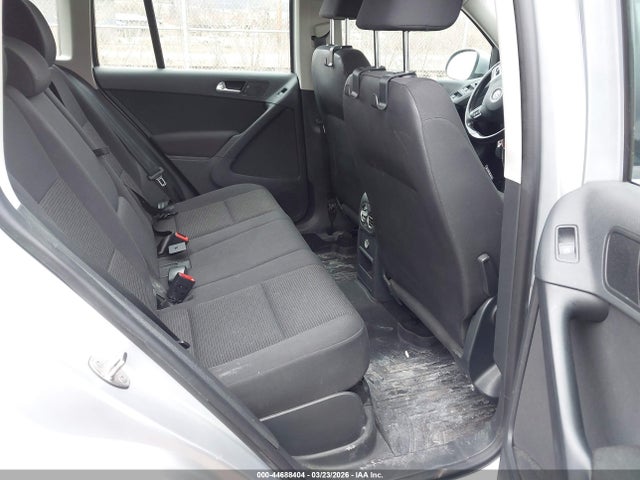 Продаж на аукціоні авто 2014 Volkswagen Tiguan S, vin: WVGBV3AX5EW572186, номер лоту: 44688404