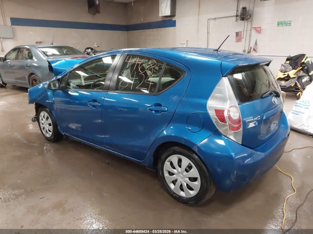 Auction sale of the 2014 Toyota Prius C Two, vin: JTDKDTB33E1077940, lot number: 44688424