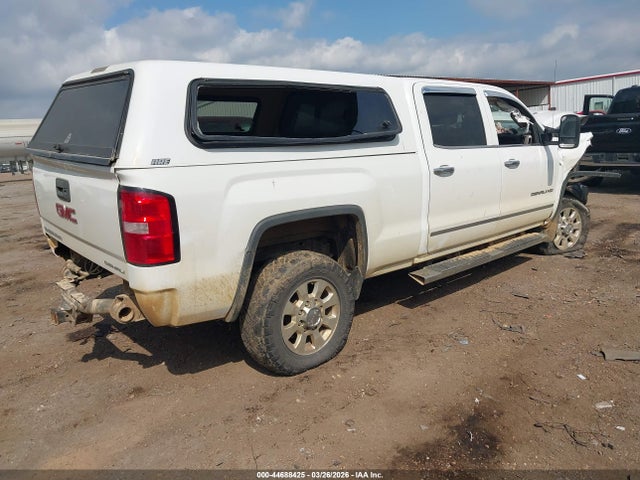 Aukcja sprzedaży 2015 Gmc Sierra 3500hd Denali, vin: 1GT424E86FF135877, numer aukcji: 44688425