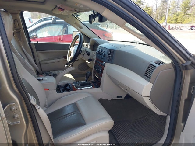 2006 JEEP GRAND CHEROKEE 1J8HR582X6C181572 Photo 4