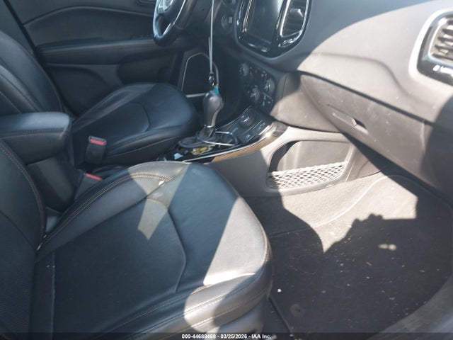 44688468 :رقم المزاد ، 3C4NJDCB6KT842063 vin ، 2019 Jeep Compass Limited 4x4 مزاد بيع