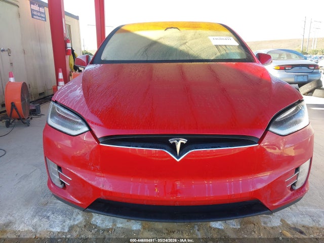 Продаж на аукціоні авто 2018 Tesla Model X 100d/75d/p100d, vin: 5YJXCAE28JF089275, номер лоту: 44688491