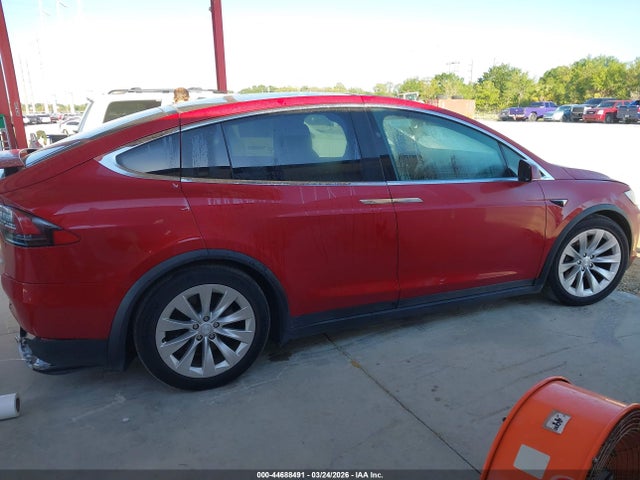 Продаж на аукціоні авто 2018 Tesla Model X 100d/75d/p100d, vin: 5YJXCAE28JF089275, номер лоту: 44688491