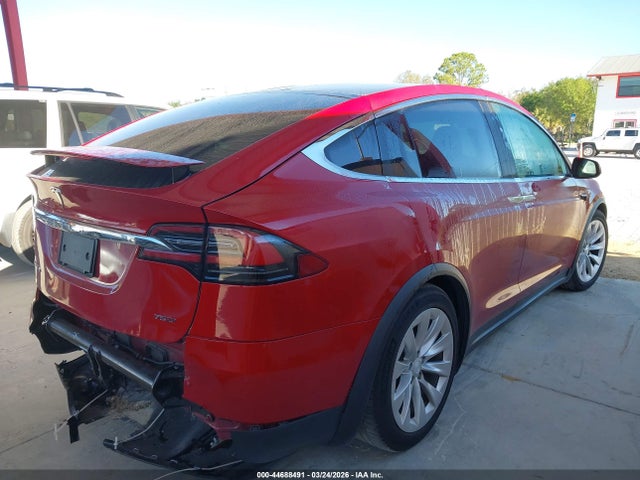 Продаж на аукціоні авто 2018 Tesla Model X 100d/75d/p100d, vin: 5YJXCAE28JF089275, номер лоту: 44688491
