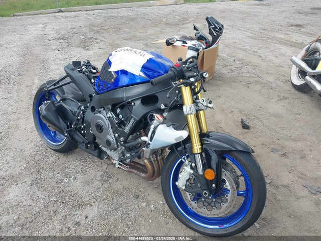 Suzuki GSX-R750 2026 JS1GR7MA2T7100820 головне зображення