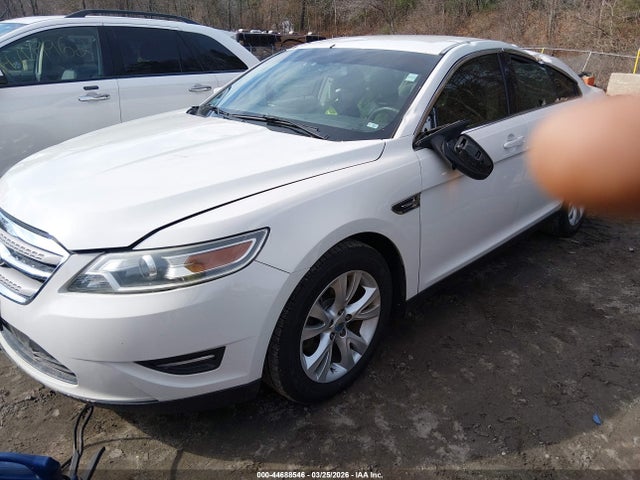 2010 FORD TAURUS 1FAHP2HW3AG169253 Photo 1