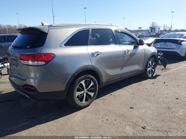 Продаж на аукціоні авто 2016 Kia Sorento 3.3l Ex, vin: 5XYPHDA58GG081598, номер лоту: 44688554