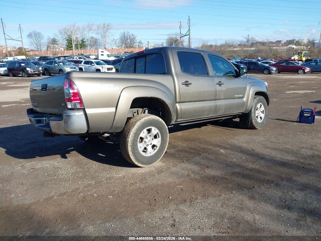 Toyota Tacoma Base V6 2015 3TMLU4ENXFM165587 Image 4
