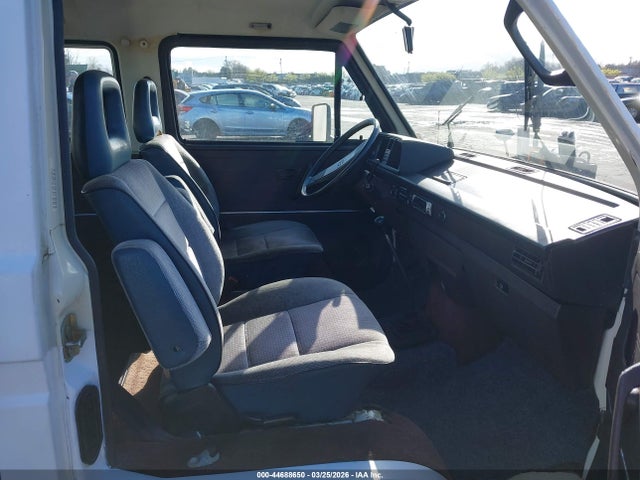 1984 VOLKSWAGEN VANAGON WV2YB0252EH053766 Photo 4