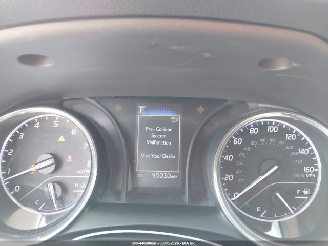 44688658 :رقم المزاد ، 4T1C11AKXLU996657 vin ، 2020 Toyota Camry Le مزاد بيع