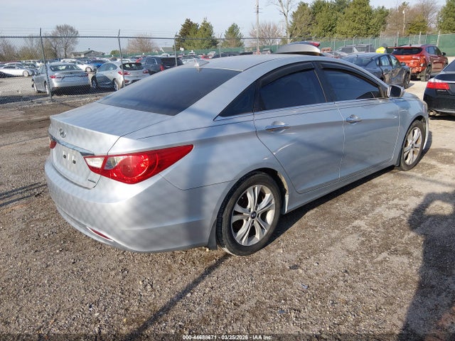 2011 HYUNDAI SONATA 5NPEC4AC9BH292265 Photo 3