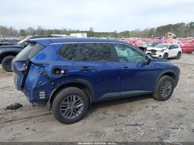 5N1BT3AB3PC849593 Nissan Rogue S Intelligent Awd