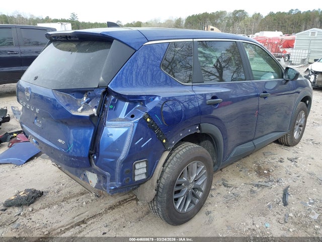 5N1BT3AB3PC849593 Nissan Rogue S Intelligent Awd