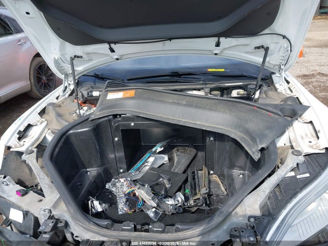 Продаж на аукціоні авто 2015 Tesla Model S, vin: 5YJSA1H19FFP69065, номер лоту: 44688696