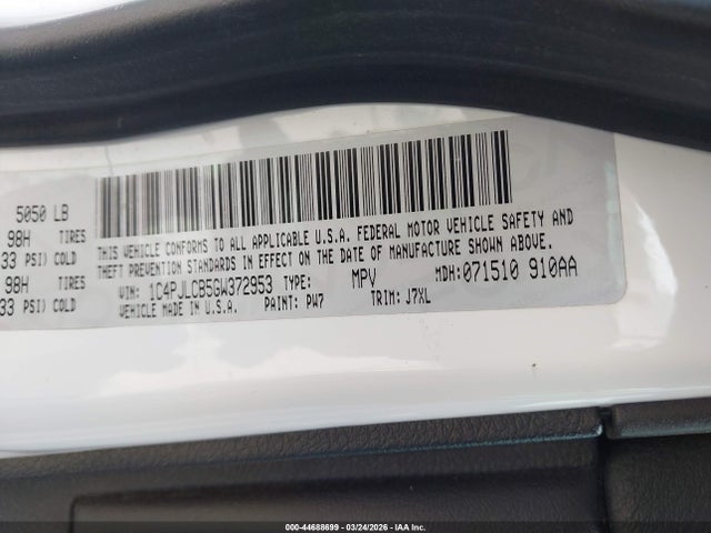 1C4PJLCB5GW372953 Jeep Cherokee 75th Anniversary