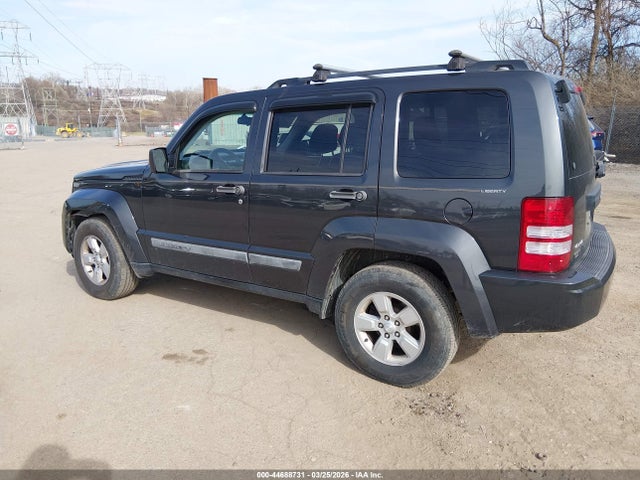 44688731 :رقم المزاد ، 1J4PN2GK9AW137031 vin ، 2010 Jeep Liberty Sport مزاد بيع