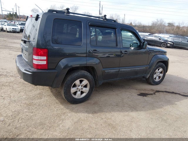 44688731 :رقم المزاد ، 1J4PN2GK9AW137031 vin ، 2010 Jeep Liberty Sport مزاد بيع