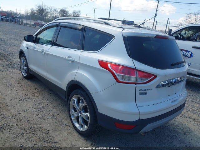 1FMCU9J9XFUA99247 Ford Escape Titanium