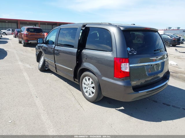 2016 Chrysler Town & Country Touring მანქანა იყიდება აუქციონზე, vin: 2C4RC1BG1GR245436, აუქციონის ნომერი: 44688751