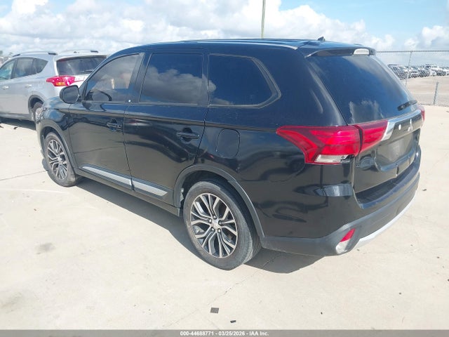 2016 MITSUBISHI OUTLANDER JA4AD2A3XGZ016719 Photo 2