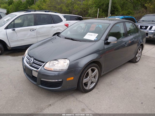 2010 VOLKSWAGEN JETTA 3VWAZ7AJ8AM114026 Photo 1