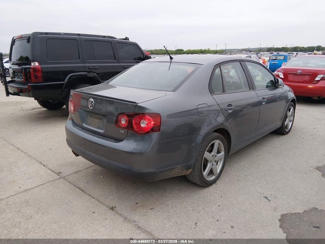 2010 VOLKSWAGEN JETTA 3VWAZ7AJ8AM114026 Photo 3