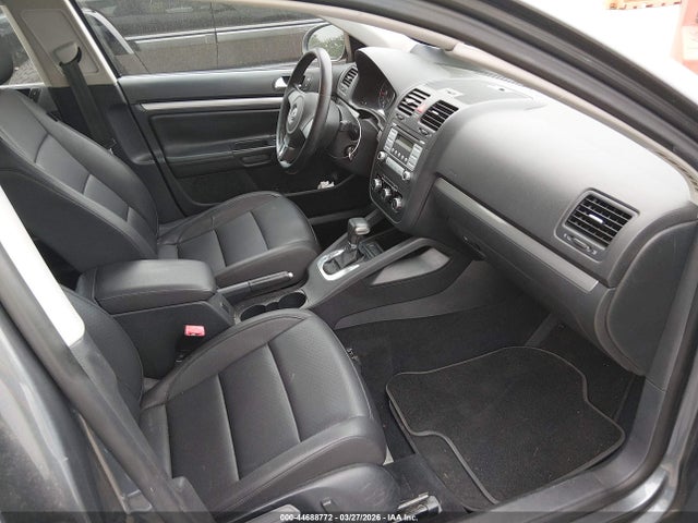 2010 VOLKSWAGEN JETTA 3VWAZ7AJ8AM114026 Photo 4