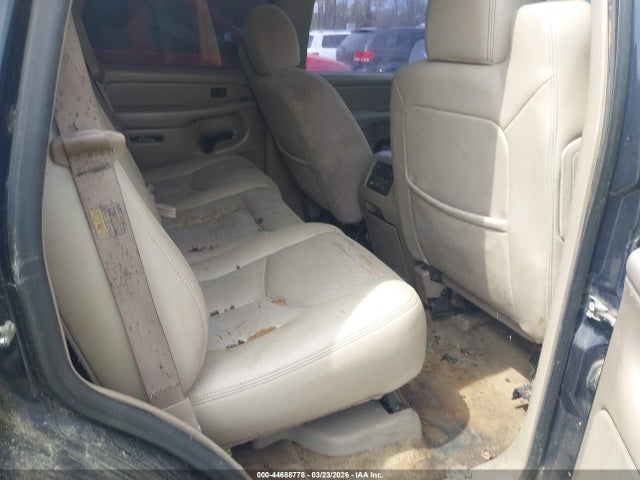 Продажа на аукционе авто 2005 Gmc Yukon Slt, vin: 1GKEC13T65J144201, номер лота: 44688778