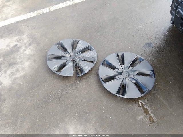 44688805 :رقم المزاد ، 5YJ3E1EA1RF721920 vin ، 2024 Tesla Model 3 Long Range Dual Motor All-wheel Drive/rear-wheel Drive مزاد بيع