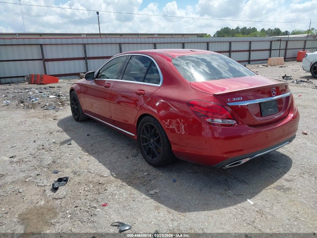 2016 MERCEDES-BENZ C 300 55SWF4JB4GU123536 Photo 2
