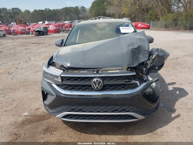 2024 Volkswagen Taos 1.5t Se მანქანა იყიდება აუქციონზე, vin: 3VVEX7B2XRM004139, აუქციონის ნომერი: 44688840