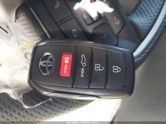 Продажа на аукционе авто 2026 Toyota Sequoia Platinum, vin: 7SVAAABA7TX080993, номер лота: 44688848