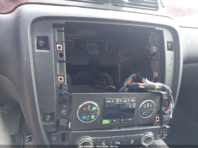 44688873 :رقم المزاد ، 1GKS2CE04CR247944 vin ، 2012 Gmc Yukon Slt مزاد بيع