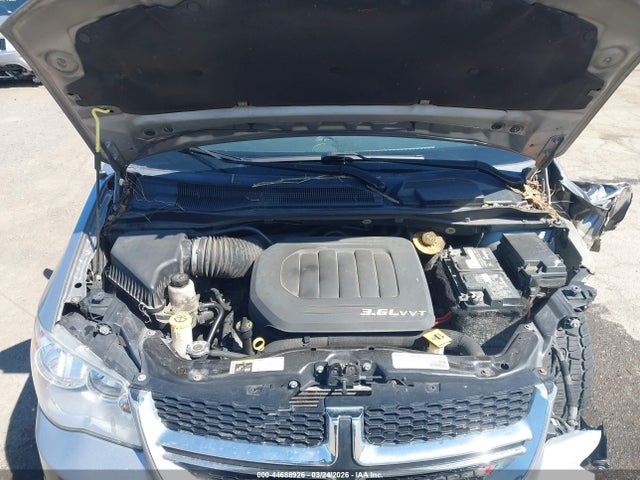 2017 Dodge Grand Caravan Sxt მანქანა იყიდება აუქციონზე, vin: 2C4RDGCGXHR546741, აუქციონის ნომერი: 44688926