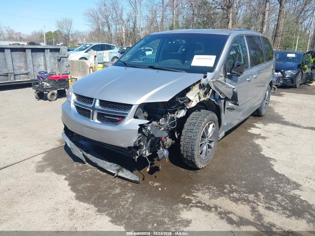 2017 Dodge Grand Caravan Sxt მანქანა იყიდება აუქციონზე, vin: 2C4RDGCGXHR546741, აუქციონის ნომერი: 44688926