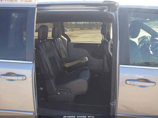 2017 Dodge Grand Caravan Sxt მანქანა იყიდება აუქციონზე, vin: 2C4RDGCGXHR546741, აუქციონის ნომერი: 44688926
