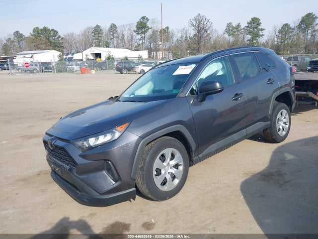 Toyota RAV4 LE 2021 2T3H1RFV2MC163677 Image 2